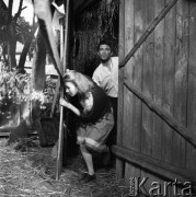 Październik 1963, Polska.
Elżbieta Czyżewska i Aleksander Bielawski podczas zdjęć do filmu pt. 