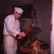 Marzec 1965, Warszawa, Polska.
Kuchnia restauracji 