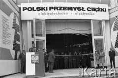 Czerwiec 1965, Poznań, Polska.
Międzynarodowe Targi Poznańskie, otwarcie pawilonu wystawowego polskiego przemysłu ciężkiego.
Fot. Romuald Broniarek/KARTA