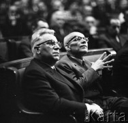 Czerwiec 1965, Warszawa, Polska.
Pierwsza sesja sejmu PRL IV kadencji - Władysław Gomułka i Edward Ochab.
Fot. Romuald Broniarek/KARTA