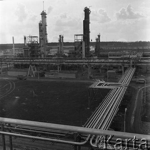 1966, Puławy, Polska.
Widok Zakładów Azotowych.
Fot. Romuald Broniarek, zbiory Ośrodka KARTA