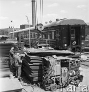 Maj 1967, Poznań, Polska.
Zakłady Przemysłu Metalowego im. H. Cegielskiego, produkcja wagonów kolejowych na eksport do Związku Radzieckiego.
Fot. Romuald Broniarek/KARTA

