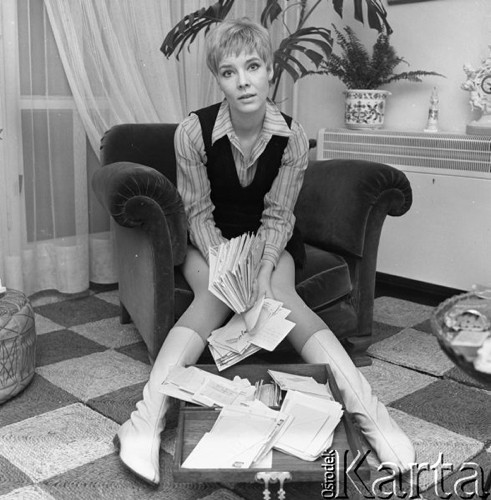 Listopad 1967, Berlin, Niemiecka Republika Demokratyczna (NRD)
Niemiecka aktorka Anna Bürger, portret.
Fot. Romuald Broniarek/KARTA