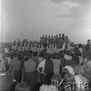 Maj 1968, Nowy Targ
Dni Radzieckiej Kosmonautyki.
Fot. Romuald Broniarek, zbiory Ośrodka KARTA
[PRL, festyn, lotnictwo]