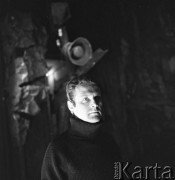 1968, Warszawa, Polska.
Leonard Pietraszak na scenie Teatru Klasycznego, występujący w przedstawieniu 