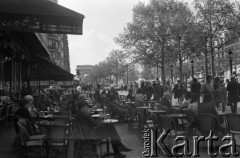 1970, Paryż, Francja.
Pola Elizejskie. W głębi Łuk Triumfalny.
Fot. Romuald Broniarek, zbiory Ośrodka KARTA

