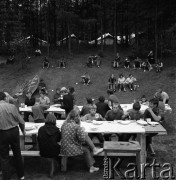 1970, Stare Juchy, Polska.
Obóz młodzieżowy.
Fot. Romuald Broniarek, zbiory Ośrodka KARTA