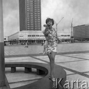 1970, Berlin, NRD.
Piosenkarka Edyta Piecha. 
Fot. Romuald Broniarek, zbiory Ośrodka KARTA