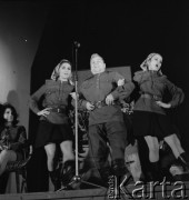 Wrzesień 1970, Kodeń, Polska.
Uroczyste otwarcie Szkoły Podstawowej im. Polsko-Radzieckiego Braterstwa Broni.
Fot. Romuald Broniarek, zbiory Ośrodka KARTA