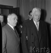 1970, Warszawa, Polska.
Spotkanie w Ambasadzie ZSRR. Ambasador Awierkij Aristow (z lewej).
Fot. Romuald Broniarek, zbiory Ośrodka KARTA
