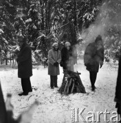 1971, Białowieża, Polska.
Ognisko.
Fot. Romuald Broniarek, zbiory Ośrodka KARTA