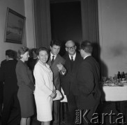 1971, Warszawa, Polska.
Przyjęcie pożegnalne ambasadora Awierkija Aristowa w Ambasadzie ZSRR.
Fot. Romuald Broniarek, zbiory Ośrodka KARTA
