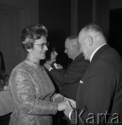 1971, Warszawa, Polska.
Przyjęcie pożegnalne ambasadora Awierkija Aristowa (z tyłu) w Ambasadzie ZSRR.
Fot. Romuald Broniarek, zbiory Ośrodka KARTA