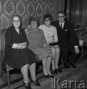 1971, Warszawa, Polska.
Przyjęcie pożegnalne ambasadora Awierkija Aristowa w Ambasadzie ZSRR.
Fot. Romuald Broniarek, zbiory Ośrodka KARTA