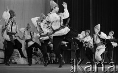 1971, Warszawa, Polska.
Tancerka Choreograficznego Koncertowego Zespołu ZSRR Igora Moisiejewa w Pałacu Kultury i Nauki.
Fot. Romuald Broniarek, zbiory Ośrodka KARTA