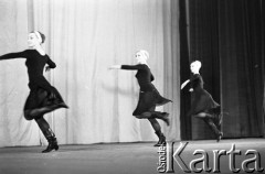 1971, Warszawa, Polska.
Tancerka Choreograficznego Koncertowego Zespołu ZSRR Igora Moisiejewa w Pałacu Kultury i Nauki.
Fot. Romuald Broniarek, zbiory Ośrodka KARTA