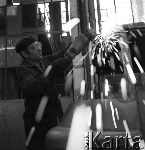 1971, Lublin, Polska.
Fabryka Samochodów Ciężarowych.
Fot. Romuald Broniarek, zbiory Ośrodka KARTA