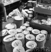 1971, Ćmielów, Polska.
Fabryka Porcelany i Wyrobów Ceramicznych.
Fot. Romuald Broniarek, zbiory Ośrodka KARTA