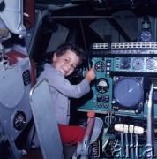 1971, Warszawa, Polska.
Radziecki samolot pasażerski Tu-144 w porcie lotniczym Warszawa-Okęcie.
Fot. Romuald Broniarek, zbiory Ośrodka KARTA