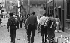 1971, Warszawa, Polska.
Ulica Nowomiejska.
Fot. Romuald Broniarek, zbiory Ośrodka KARTA