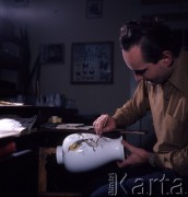 1971, Miśnia, NRD.
Wytwórnia porcelany.
Fot. Romuald Broniarek, zbiory Ośrodka KARTA