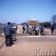 1972, Polska.
Budowa drogi.
Fot. Romuald Broniarek, zbiory Ośrodka KARTA
