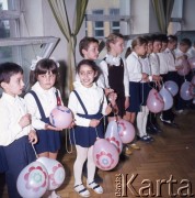 1972, Warszawa, Polska.
Szkoła Średnia przy Ambasadzie ZSRR w Polsce (ulica Kielecka 45).
Fot. Romuald Broniarek, zbiory Ośrodka KARTA