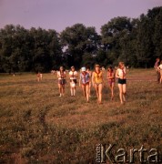 1972, Soczewka koło Płocka, Polska.
Obóz studencki.
Fot. Romuald Broniarek, zbiory Ośrodka KARTA