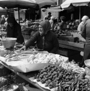 1972, Budapeszt, Węgry.
Targ.
Fot. Romuald Broniarek, zbiory Ośrodka KARTA