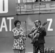 1972, Pruszków, Polska.
Festyn zorganizowany przez Towarzystwo Przyjaźni Polsko-Radzieckiej przy pałacyku 