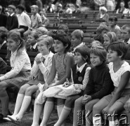 1972, Pruszków, Polska.
Festyn zorganizowany przez Towarzystwo Przyjaźni Polsko-Radzieckiej przy pałacyku 
