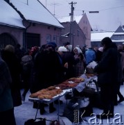 1972, Nowy Targ, Polska.
Jarmark.
Fot. Romuald Broniarek, zbiory Ośrodka KARTA