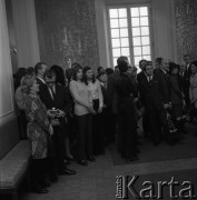 1973, Warszawa, Polska.
Ślub dziennikarza Zygmunta Broniarka w Pałacu Ślubów na placu Zamkowym.
Fot. Romuald Broniarek, zbiory Ośrodka KARTA