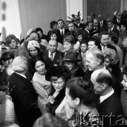 1973, Warszawa, Polska.
Ślub dziennikarza Zygmunta Broniarka w Pałacu Ślubów na placu Zamkowym.
Fot. Romuald Broniarek, zbiory Ośrodka KARTA