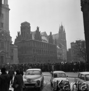 1973, Toruń, Polska.
Poczta Główna na Rynku Staromiejskim.
Fot. Romuald Broniarek, zbiory Ośrodka KARTA