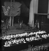 1973, Warszawa, Polska.
V Zjazd Związku Młodzieży Wiejskiej w Filharmonii Narodowej.
Fot. Romuald Broniarek, zbiory Ośrodka KARTA