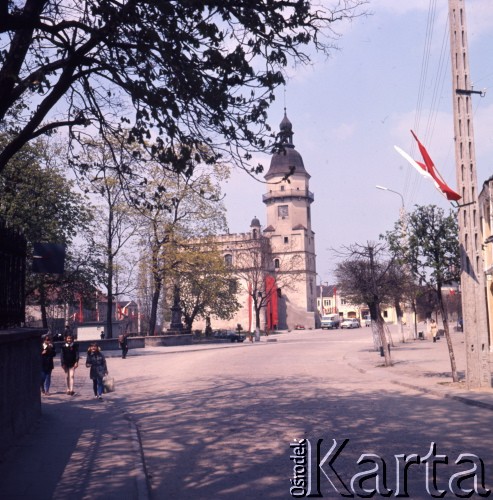 1973, Szydłowiec, Polska.
Rynek z Ratuszem miejskim.
Fot. Romuald Broniarek, zbiory Ośrodka KARTA