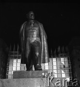 17.04.1973, Kraków, Nowa Huta, Polska.
Uroczyste odsłonięcie pomnika Włodzimierza Lenina w alei Róż.
Fot. Romuald Broniarek, zbiory Ośrodka KARTA