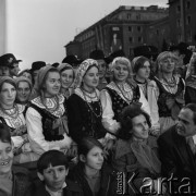 17.04.1973, Kraków, Nowa Huta, Polska.
Uroczyste odsłonięcie pomnika Włodzimierza Lenina w alei Róż.
Fot. Romuald Broniarek, zbiory Ośrodka KARTA