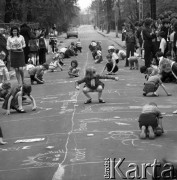 1973, Grodzisk Mazowiecki, Polska.
Kiermasz książki.
Fot. Romuald Broniarek, zbiory Ośrodka KARTA