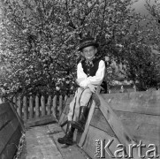 1973, Łąck, Polska.
Chłopiec na aukcji koni.
Fot. Romuald Broniarek, zbiory Ośrodka KARTA