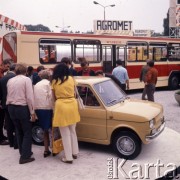 1973, Poznań, Polska.
Międzynarodowe Targi Poznańskie. Polski Fiat 126p.
Fot. Romuald Broniarek, zbiory Ośrodka KARTA
