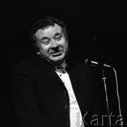 30.06.-7.07.1973, Polska.
Dni Białorusi w Polsce. Na scenie aktor Mieczysław Czechowicz.
Fot. Romuald Broniarek, zbiory Ośrodka KARTA