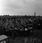 1973, Mińsk Mazowiecki, Polska.
Wojskowe zawody lotnicze.
Fot. Romuald Broniarek, zbiory Ośrodka KARTA