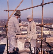 1974, Ryki, Polska.
Pracownicy budowy.
Fot. Romuald Broniarek, zbiory Ośrodka KARTA