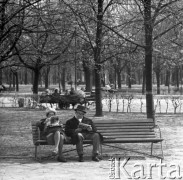 1974, Warszawa, Polska.
Ogród Saski.
Fot. Romuald Broniarek, zbiory Ośrodka KARTA