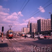 1974, Warszawa, Polska.
Ulica Pańska i osiedle Pańska. Pałac Kultury i Nauki (w tle po prawej).
Fot. Fot. Romuald Broniarek, zbiory Ośrodka KARTA