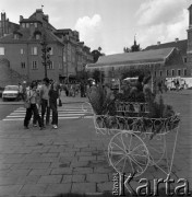 1974, Warszawa, Polska.
Plac Zamkowy.
Fot. Romuald Broniarek, zbiory Ośrodka KARTA