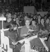 1974, Warszawa, Polska.
IX Zjazd Towarzystwa Przyjaźni Polsko-Radzieckiej w Sali Kongresowej.
Fot. Romuald Broniarek, zbiory Ośrodka KARTA
