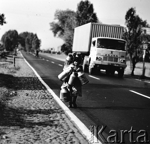 1974, Polska.
Mleczarka.
Fot. Romuald Broniarek, zbiory Ośrodka KARTA